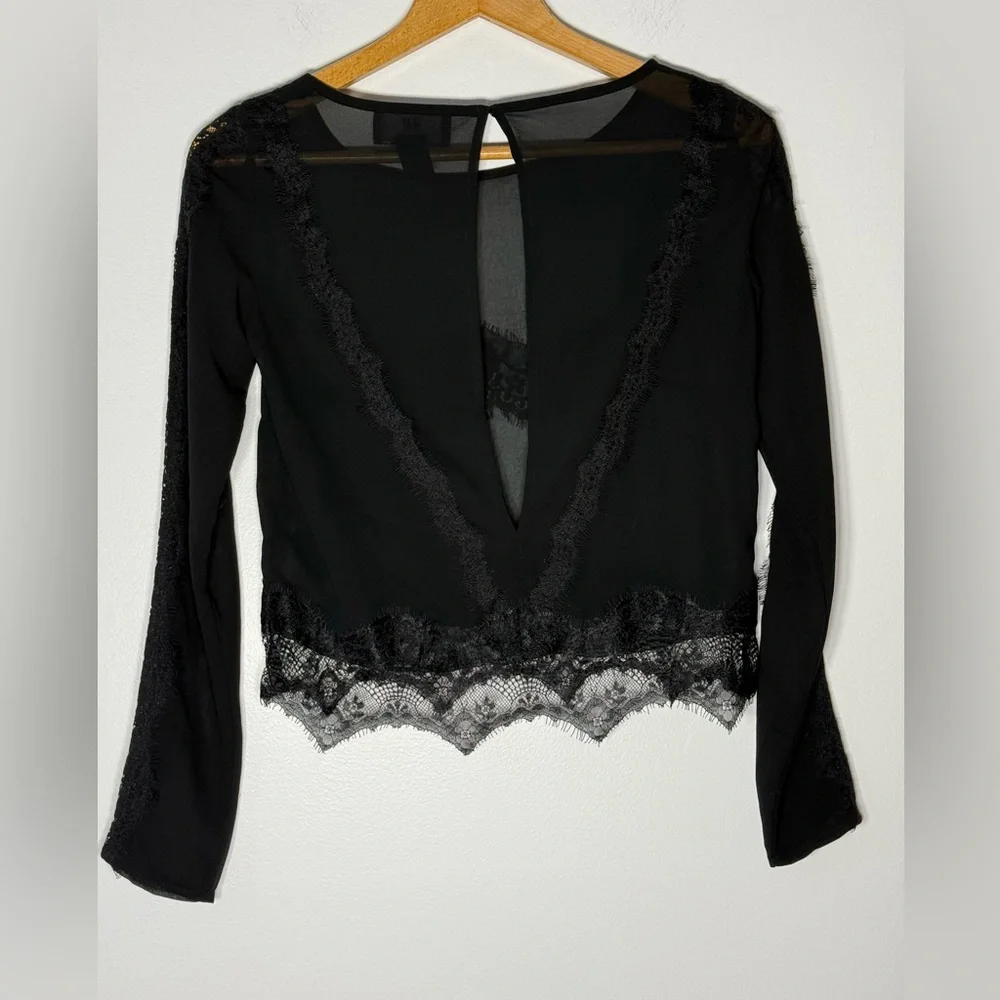 H&M chic black
